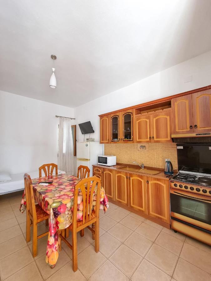 Apartment Celaj Velipojë المظهر الخارجي الصورة